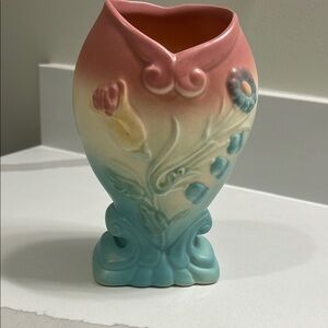 HULL ART POTTERY BOWKNOT B-3 6 1/2" CERAMIC VASE